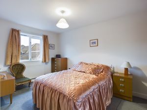Bedroom- click for photo gallery